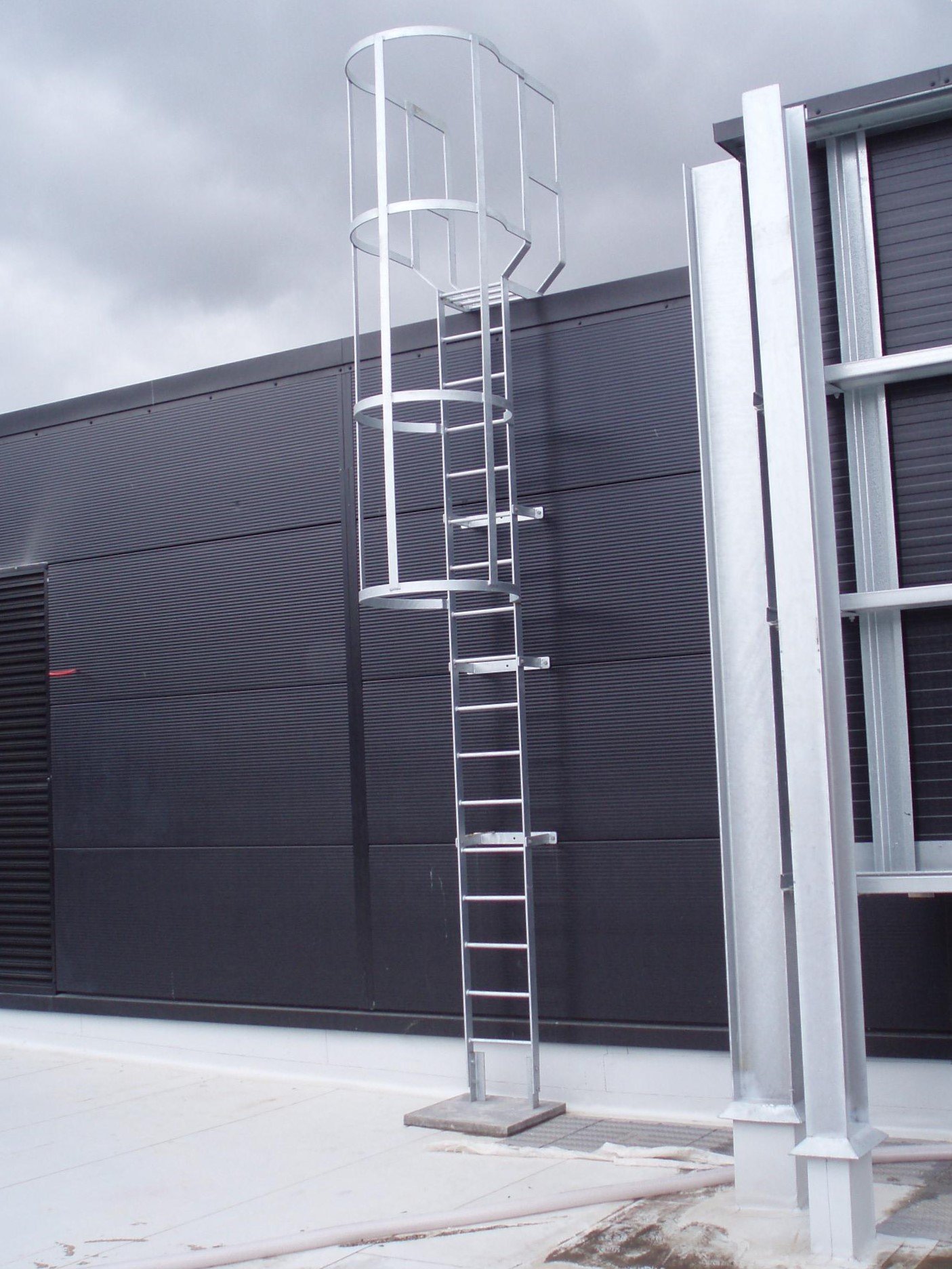 Hoop In Ladder Fabrication Aberdeen | Fabrication Aberdeenshire | Balcony Fabrication ...